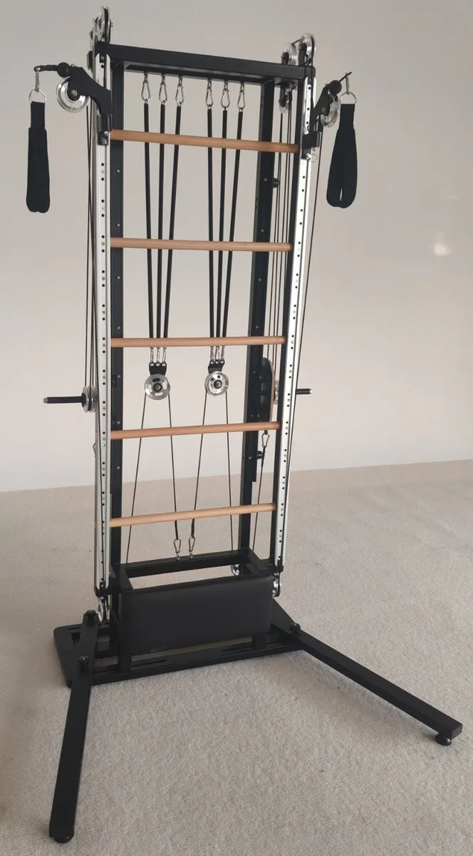 vimora gyrotonic aluminum spiral tower 03.webp Vimora aluminum-frame Gyrotonic machine with spiral tower, for professional studio use