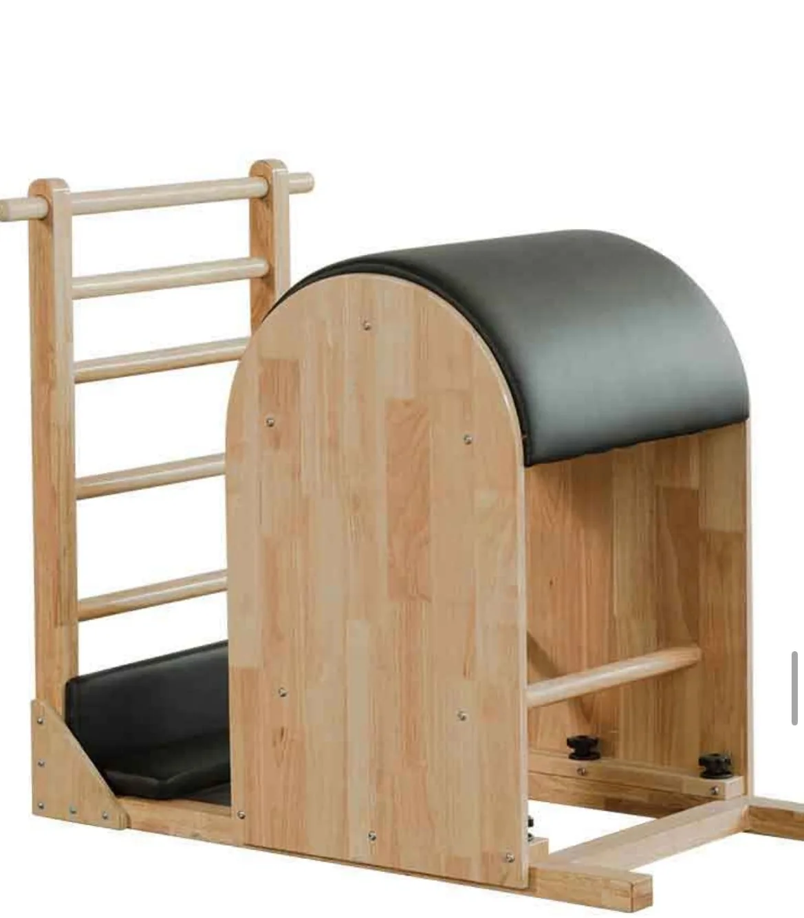 vimora ladder barrel oak 06.webp Vimora oak wood Pilates ladder barrel, for professional studio use