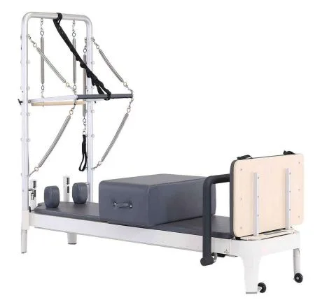 vimora reformer aluminum 1st gen white half tower 05.webp Vimora aluminum-frame white Pilates reformer with half tower, for professional studio use