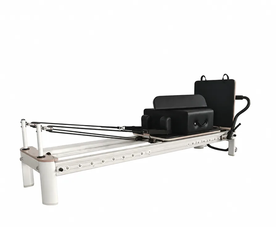 vimora reformer aluminum 4th gen full track white 02.webp Vimora aluminum-frame white full track Pilates reformer, for professional studio use