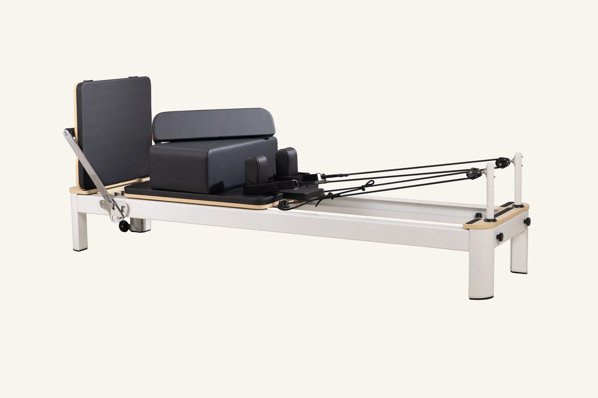 vimora reformer aluminum 4th gen white.webp Vimora aluminum-frame white Pilates reformer, for professional studio use